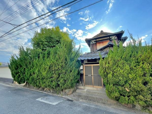 八尾市山本町４丁目の土地