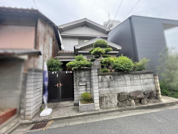 八尾市本町６丁目の中古一戸建て