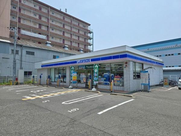 フェルティ・パーク平野ウエストコート(ローソン加美北４丁目店)
