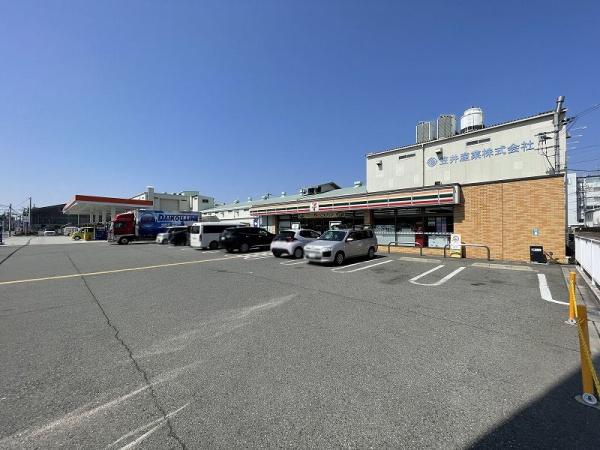 サンハイツ八尾南２号棟(セブンイレブン八尾南木の本１丁目店)