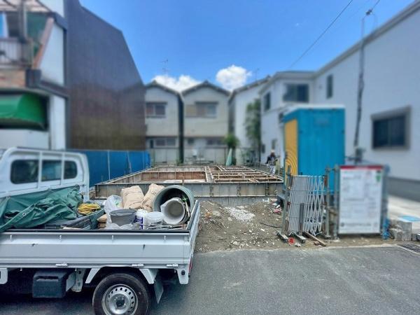 八尾市東山本新町２丁目の新築一戸建