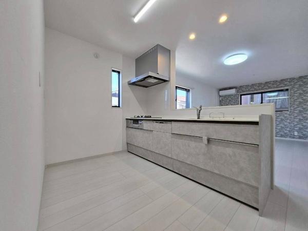 八尾市上尾町２丁目の中古一戸建て