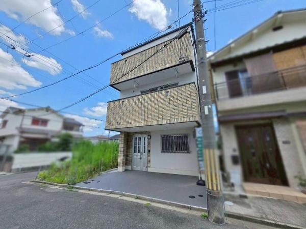 八尾市東山本新町４丁目の中古一戸建て