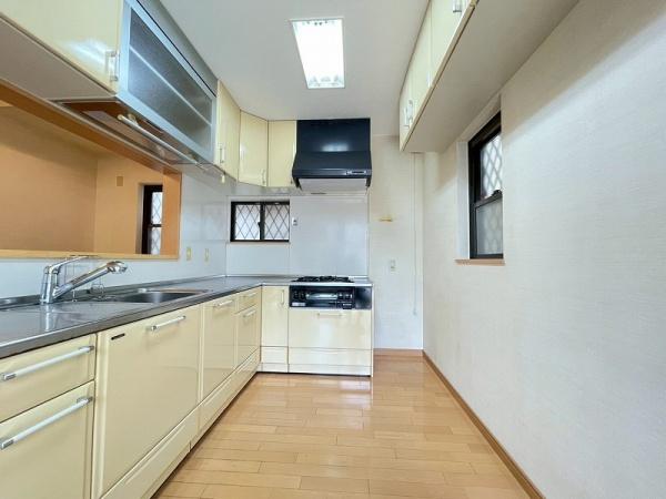 八尾市若林町３丁目の中古一戸建て