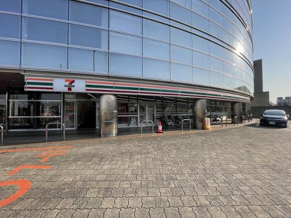 クロスティ八尾南壱番館(セブンイレブン八尾南駅前店)