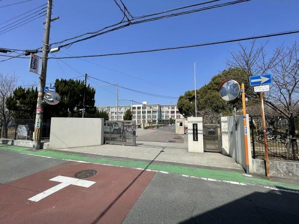 クロスティ八尾南壱番館(八尾市立大正小学校)