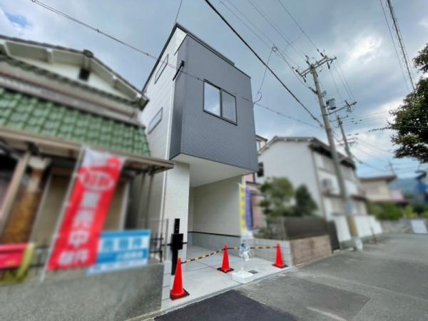 八尾市山本高安町２丁目の新築一戸建