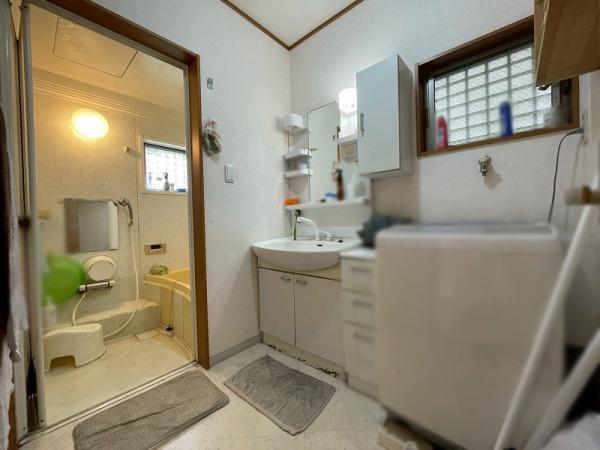 柏原市法善寺４丁目の中古一戸建て