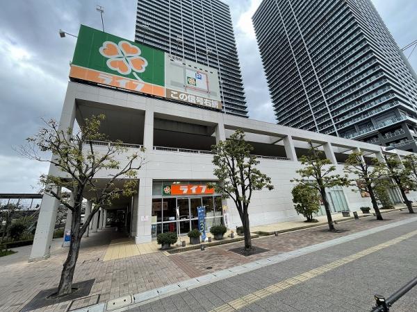 メガシティタワーズTHE WEST(ライフ久宝寺駅前店)