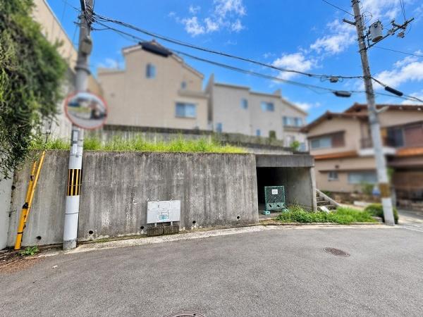 柏原市田辺２丁目の土地