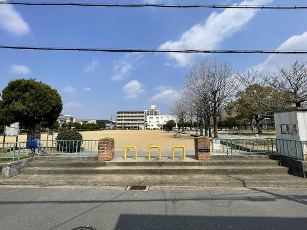 パレス八尾山本(山本町北第２公園)