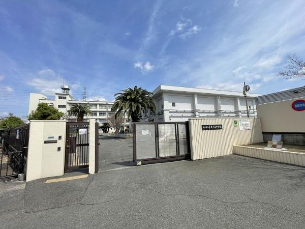 大阪市平野区長吉六反３丁目の新築一戸建(大阪市立長吉六反中学校)