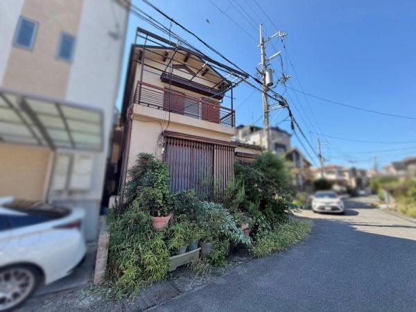 羽曳野市島泉８丁目の土地