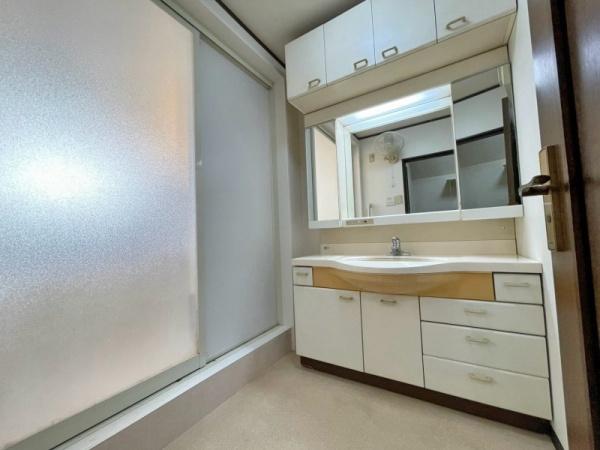 八尾市楠根町２丁目の中古一戸建て