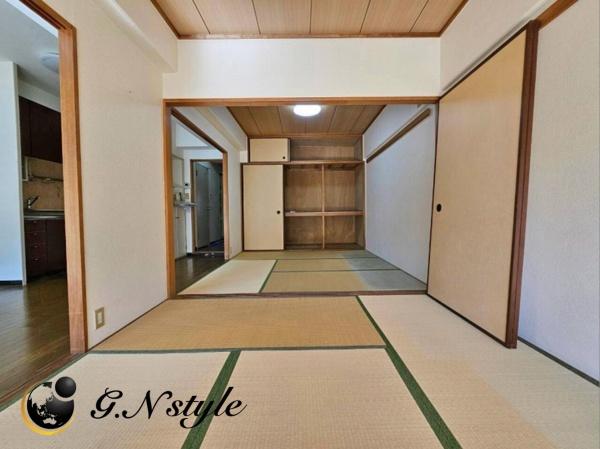 ファミール八尾