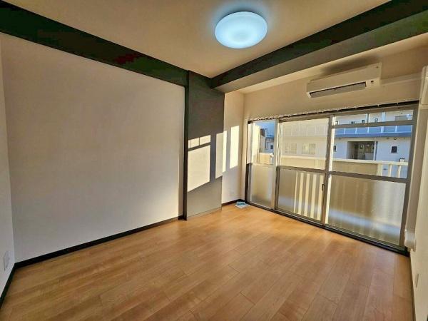 長吉コーポ２号棟