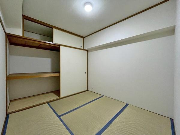 ローレルハイツ八尾１号棟