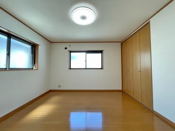 八尾市渋川町４丁目の中古一戸建て