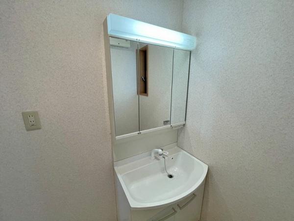 八尾市渋川町４丁目の中古一戸建て