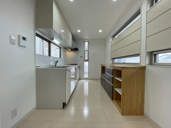 八尾市緑ヶ丘５丁目の中古一戸建