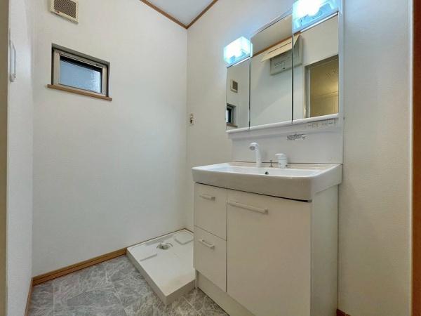 八尾市中田４丁目の中古一戸建て