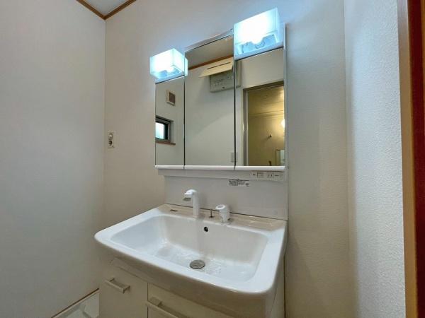 八尾市中田４丁目の中古一戸建て