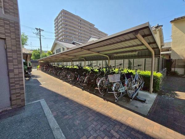 アールヴェール平野駅前