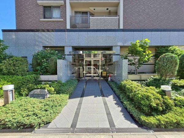 アールヴェール平野駅前