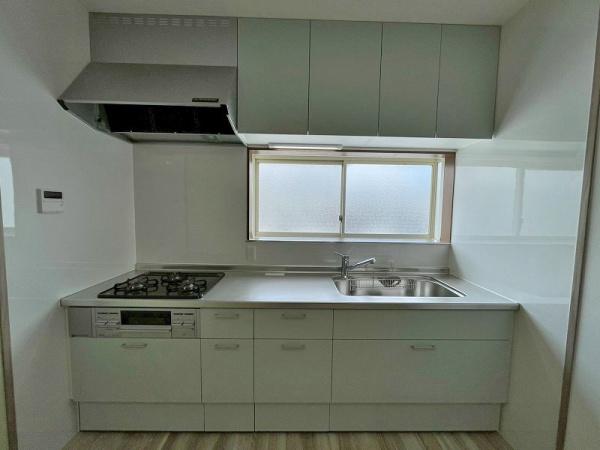 八尾市南植松町３丁目の中古一戸建て