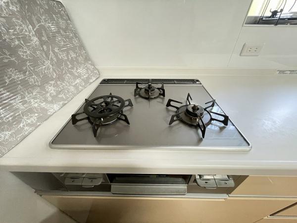 八尾市服部川６丁目の中古一戸建