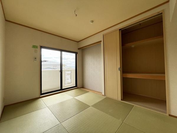マンションラークＢ