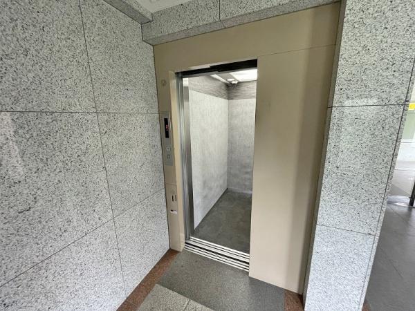マンションラークＢ