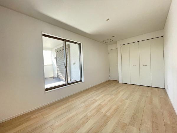 八尾市新家町2丁目の新築一戸建(洋室)