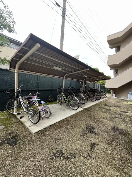 グランドハイツ若里