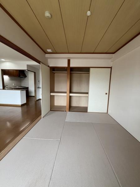 グランドハイツ若里