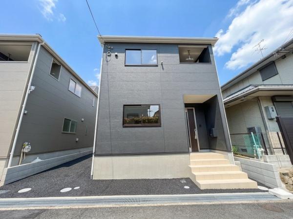 クレイドルガーデン枚方市山之上西町第１