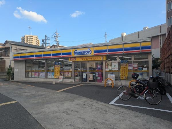 プレサンスアージュ香里園Ⅴ(ミニストップ寝屋川三井南町店)