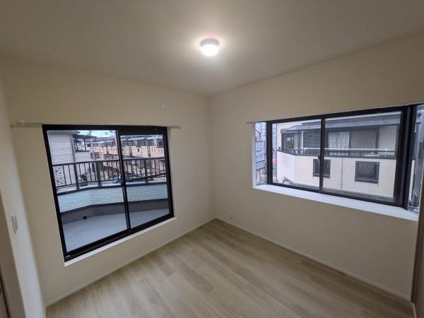 寝屋川市中神田町の中古一戸建て