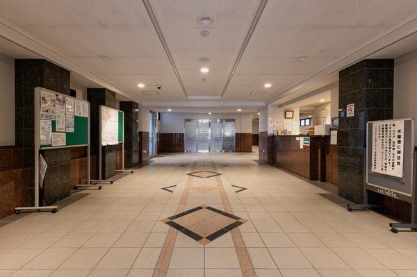 ファミールガーデン二条駅前