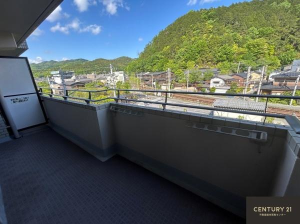パークハイム宝ヶ池銀杏館