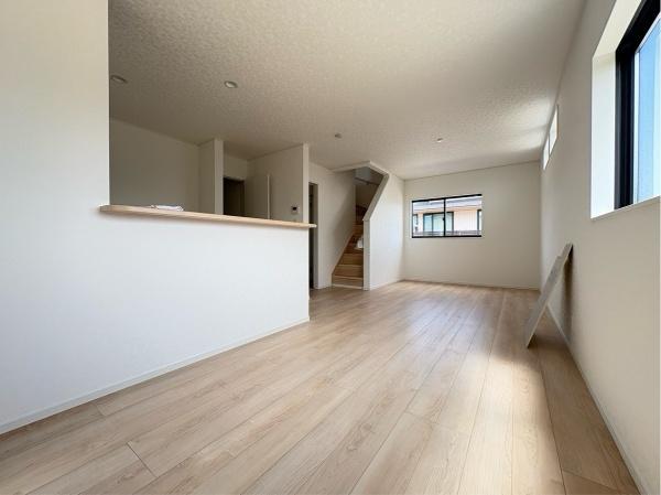 新築戸建て　姶良市西餅田２号棟