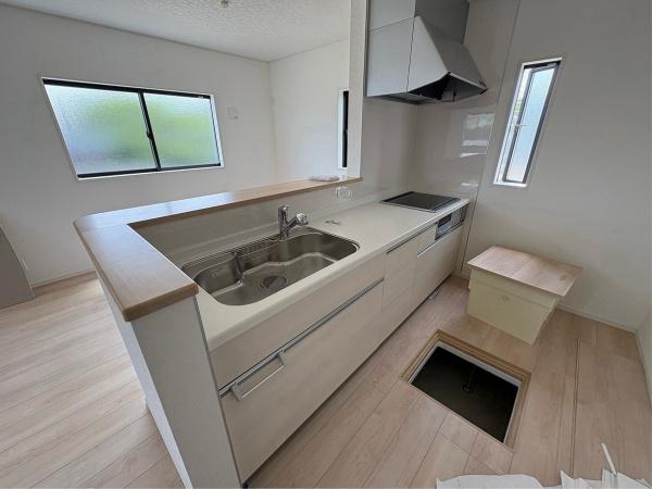 新築戸建て　姶良市西餅田２号棟