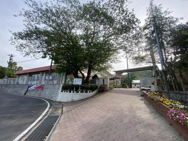 新築戸建て 光山 2号棟(鹿児島市立福平中学校)
