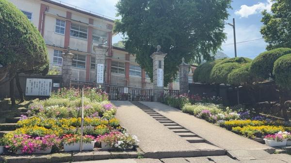 姶良市平松 第14 1号棟(姶良市立重富小学校)