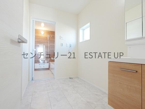 新築戸建　リーブルガーデン本名町　2号棟