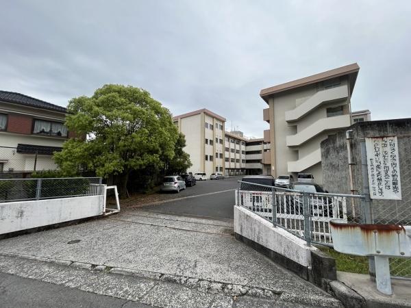 鹿児島市自由ヶ丘２丁目の土地(鹿児島市立谷山北中学校)