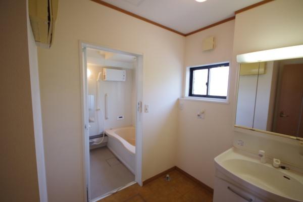下野市石橋の中古一戸建て(洗面台・洗面所)