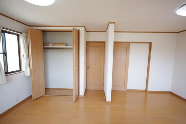 下野市石橋の中古一戸建て(洋室)