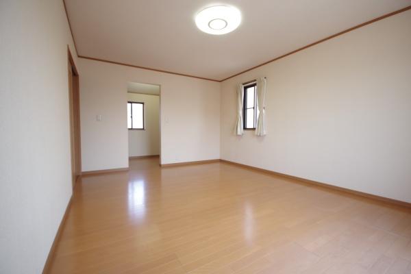 下野市石橋の中古一戸建て(洋室)