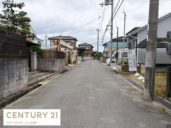 姫路市飾東町佐良和の土地
